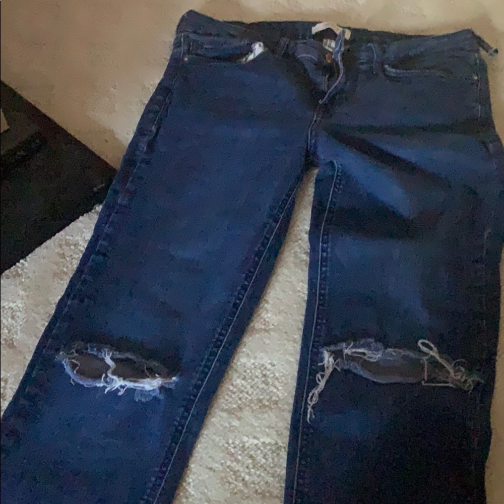 Distressed Crop Blue Jeans